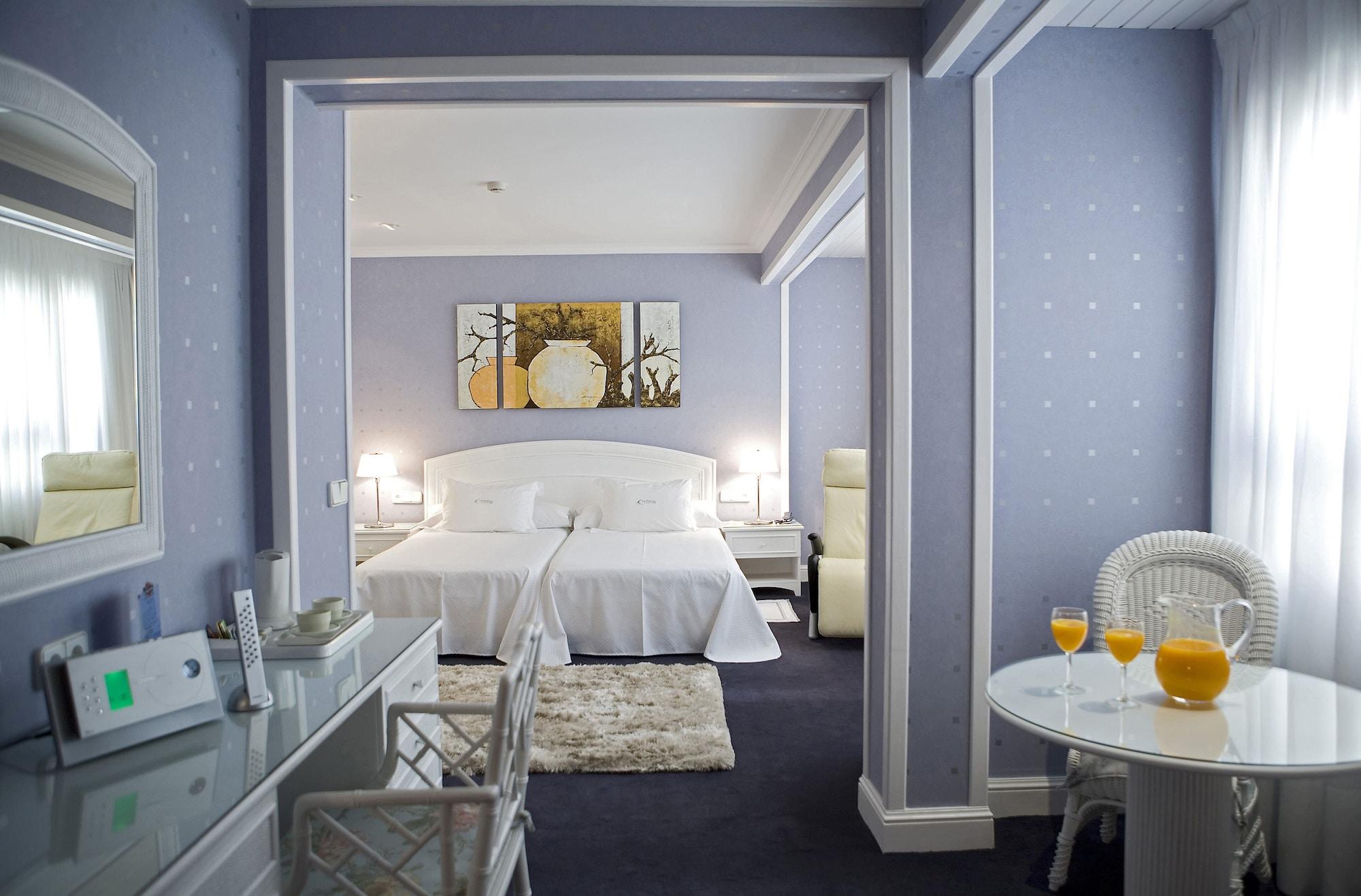 Las Rocas Playa Hotel Castro Urdiales Room photo